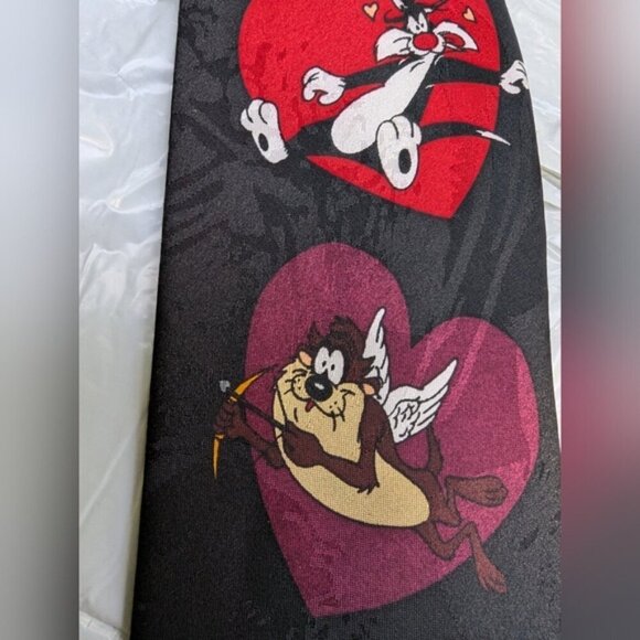 Vintage Looney Tunes Necktie Valentine's Day Hearts Necktie - Picture 7 of 10